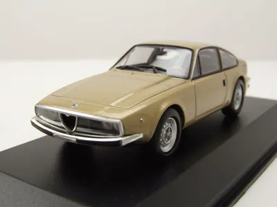 Produktbild von Maxichamps 940120720 Alfa Romeo 1600 Junior Z 1972 gold 1:43