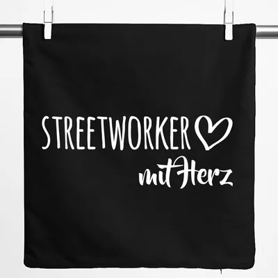 Produktbild von Huuraa Kissenbezug Streetworker mit Herz 40x40cm Black Baumwolle Dekokissenbezug Geschenkidee