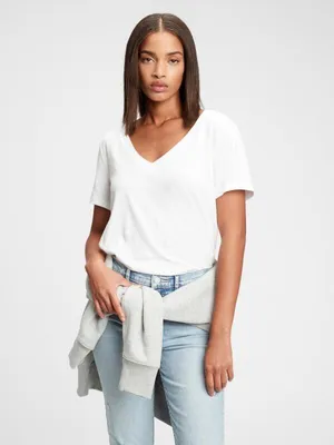 Produktbild von GAP Bio-Vintage-T-Shirt mit V-Ausschnitt 740140-02__S