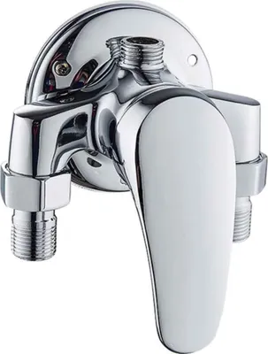 Produktbild von Wandmontierter Duschmischer für dreieckigen Solarwarmwasserbereiter.