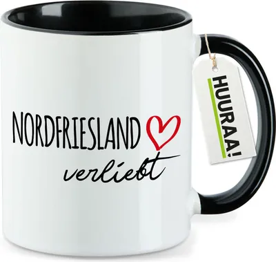 Produktbild von Huuraa Kaffeetasse Nordfriesland verliebt 330ml Schwarz Keramik Kaffeebecher Geschenkidee