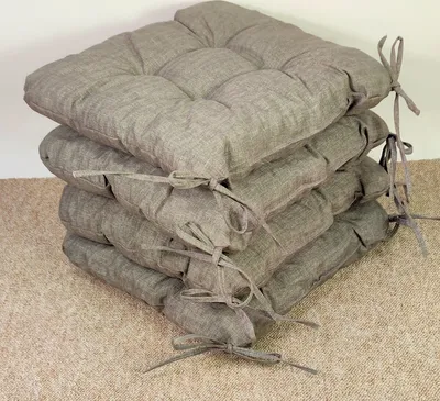 Produktbild von Set 4 x Stuhlkissen/Sitzkissen Lara 38 x 38 cm Dicke 8 cm, Fb. Colore Grigio ( dunkel grau ) mit Schleifen