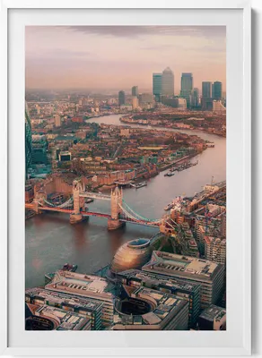 Produktbild von London aus der Vogelperspektive– Wandbild mit Rahmen – Gerahmtes Bild  – Wanddekoration – 70x100 cm –  Weiß Rahmen