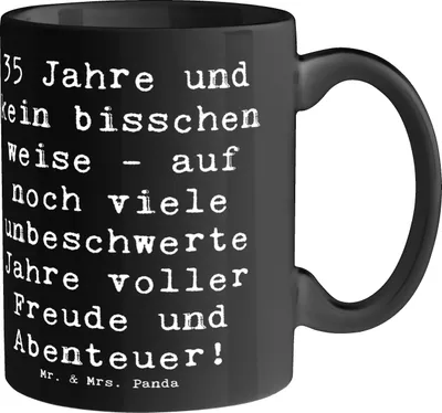 Produktbild von Mr. & Mrs. Panda Kaffeebecher Spruch 35. Geburtstag - Schwarz - Geschenk, Glückwunsch, Geburtstagsspruch, Happy Birthday, Feiern, Kaffeetasse, Becher, schöne tasse