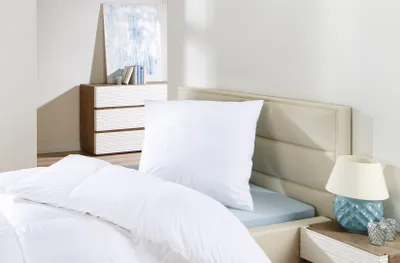 Produktbild von 80x80 cm Federkissen Kissen Feder Daunenkissen Kopfkissen 1100g weiß