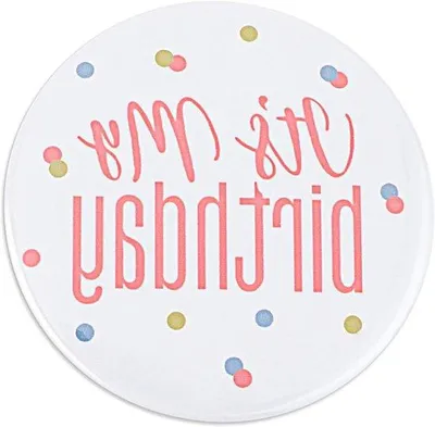 Productafbeelding van "Verjaardags-pin "Mijn verjaardag" - Ronde metalen karabijnsluiting - Accessoire voor verjaardagsfeestjes, geschikt voor mannen en vrouwen."