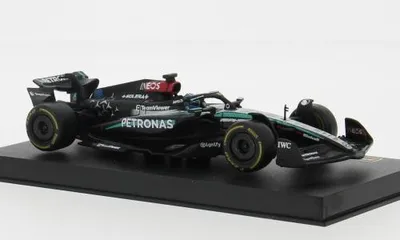 Produktbild von Bburago BBU18-38209R - 1/43 - Mercedes AMG W15 E Performance, Formel 1, 2024, Mercedes AMG Petronas Formula One Team, Petronas, #63 - Neu