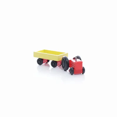 Productafbeelding van Houten tractor met aanhanger, afmetingen: 3,5 x 7,5 x 3 cm. Nieuw