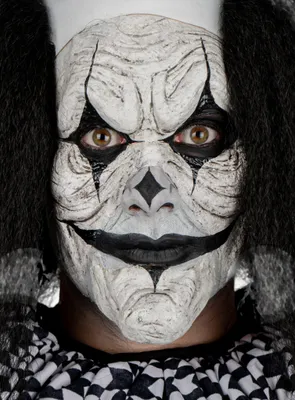 Produktbild von Runzliger Horrorclown Maske zum Ankleben