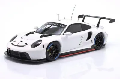 Produktbild von IXO 1:18 Porsche 911 RSR - Plain Body Edition white