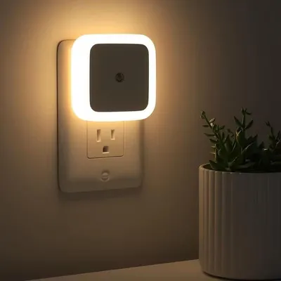 Produktbild von 2 Stück LED Nachtlicht mit Bewegungsmelder Steckdose warmweiß dimmbar energiesparend für Kinderzimmer Flur und Treppe