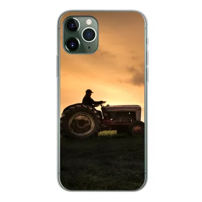 Produktbild von MuchoWow® Handyhülle Schutzhülle Hülle für iPhone 11 Pro Traktor - Landwirt - Nebel Silikon Softcase Handy Hülle - Handy