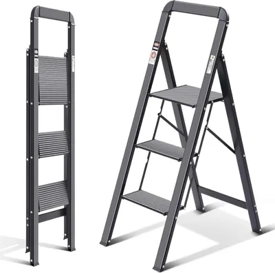 Obrázok produktu pre Skladací rebrík so zábradlím, protišmykový, 3 stupne, do 150 kg - čierny