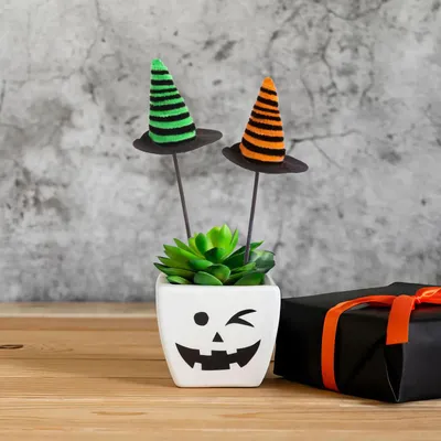 Obrázok produktu pre Halloween dekorácia set – čarodejnícky klobúk – zapichovateľný – 20 x 7 cm – 3 ks / balenie