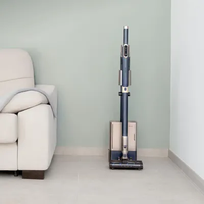 Produktbild von Cecotec Kabelloser Staubsauger mit Selbstentleerungsstation Scoba 2100 Station.