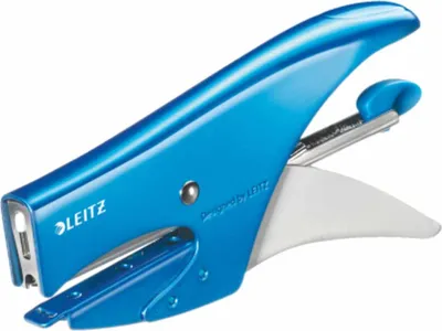 Immagine prodotto di Leitz 5531-20-36 5531 pinzatrice WOW - meccanismo di caricamento posteriore, capacità di pinzatura 15 fogli, blu metallizzato