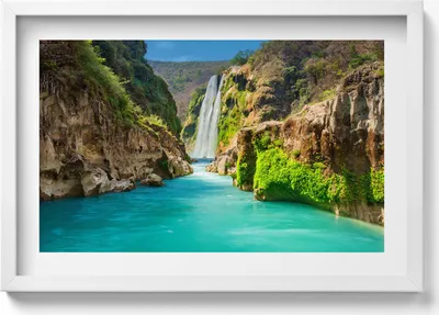 Produktbild von Tropischer Wasserfall und Fluss– Wandbild mit Rahmen – Gerahmtes Bild  – Wanddekoration – 60x40 cm –  Schwarz Rahmen