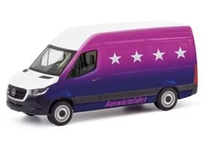 Produktbild von Herpa 958011 - 1:87 Mercedes-Benz Sprinter '18 Kasten „Auswärtsfahrt“ - Neu