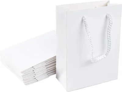 Produktbild von Famanu Kraftpapiertüten Set - 50 Stück - 5,7 x 12 x 16 cm - umweltfreundliche Geschenk- und Einkaufstaschen