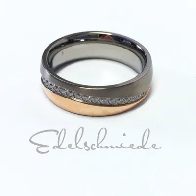 Produktbild von Edelschmiede925 bicolorer Titan Ring + Zirkonia (Memoire Ring) Ringgröße 54
