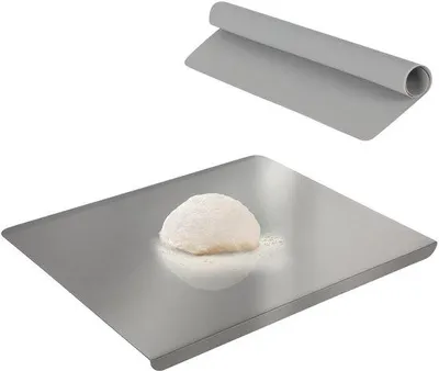 Produktbild von RVS-Schneidebrett mit rutschfesten Silikonfüßen, 50 x 40 cm