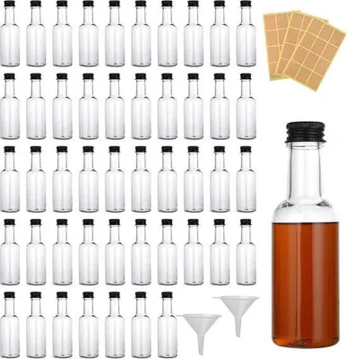 Obrázok produktu pre Nádobka na tekutiny Mini fľaštičky na likér 25 ml Plastové prázdne opakovane použiteľné s čiernym skrutkovacím uzáverom a lievikom na tekutiny - na jednoduché nalievanie - miniatúrne fľaštičky na svadby a večierky Nádobka na tekutiny