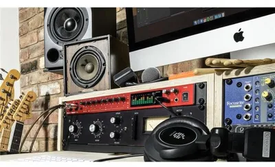 Produktbild von Focusrite Clarett+ 8Pre USB-C Soundkarte 24-bit/192kHz mit 8 Eingängen und 10 Ausgängen