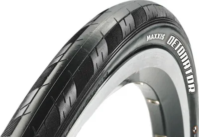 Obrázok produktu pre Pneumatiky MAXXIS - DETONATOR 700 - čierne