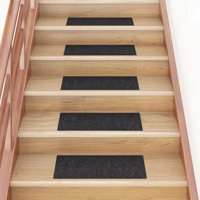 Produktbild von The Living Store Selbstklebende Treppenmatten 15 Stk. Rechteckig 60x25cm Schwarz