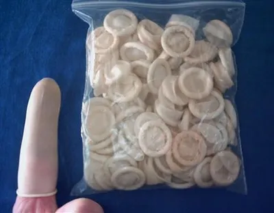 Produktbild von OP Fingerlinge, Gr. S / 2 puderfrei Latex 100 St.
