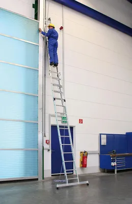 Produktbild von Günzburger Steigtechnik Sprossen-Seilzugleiter 2tlg. mit nivello-Traverse 2 x 20 Sprossen - 021320