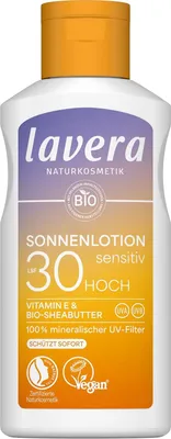 Produktbild von lavera Sonnenlotion Sensitiv LSF 30 - Sonnencreme ohne chemische UV-Filter - für sensible Haut - wasserfest - vegan - Naturkosmetik - 100 ml