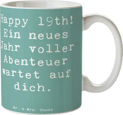 Produktbild von Mr. & Mrs. Panda Teetasse Spruch 19. Geburtstag Abenteuer - Meeresbrise - Geschenk, Lebensjahr, Becher, Tasse, Alter, Geburtstagsgeschenke, Kaffeebecher, Happy Birthday