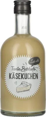 A bottle of Tante Bärbels Käsekuchen Sahne-Likör on a white background.