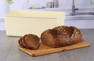Produktbild von HI Brotkasten mit Schneidebrett 34 x 18 x 13,5 cm 39028