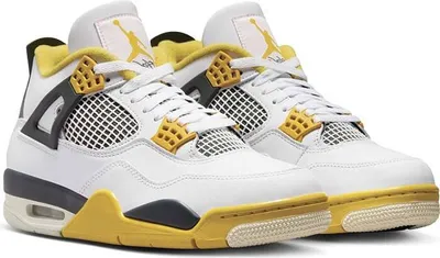 Produktbild von Nike Air Jordan 4 Retro White Vivid Sulfur Damensneaker - EU 37,5