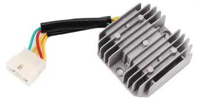 Image de Régulateur de tension et redresseur compatible avec les motos LH250, 300, 400, ainsi que les moteurs d'ATV 260, 300, 400. Pièce de rechange