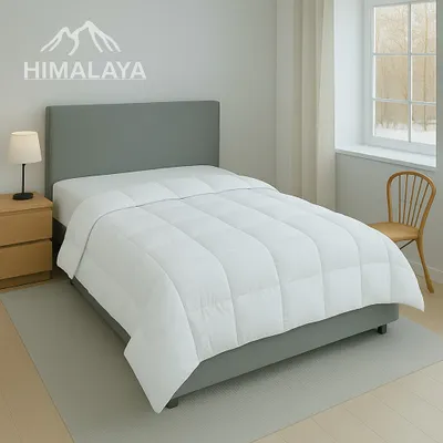 Produktbild von Traumschlaf Daunendecke Himalaya medium, Füllung: 100% Daunen 135x200 cm