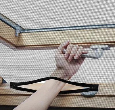Image de Moustiquaire avec fermeture éclair et bandes velcro, 150 x 180 cm, noire