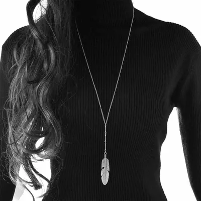 Produktbild von Yienate Boho-Halskette, Feder-Anhänger, lange Halskette, Fransen, Blatt-Anhänger, minimalistisch
