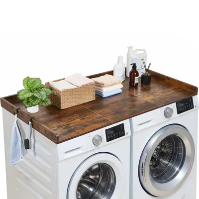 Productafbeelding van VEVOR werkblad voor wasmachine en droger (137 x 69,9 cm) met verhoogde rand en haken, voor organisatie en opslag in de wasruimte, provisiekelder of keuken, draagvermogen 113 kg, bruin