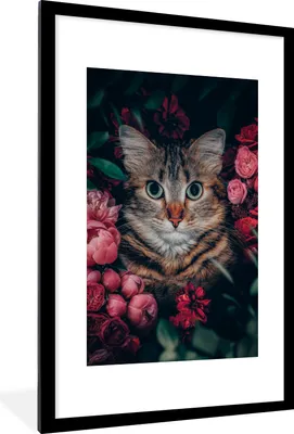 Produktbild von MuchoWow® Gerahmtes Poster Katze - Blumen - Tiere - Botanisch 60x90 cm - Poster mit Schwarzem Bilderrahmen Wandposter Rahmen Foto Bilder - Dekoration - Wandposter Wohnzimmer - Hochwertig