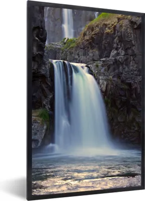 Produktbild von MuchoWow® Gerahmtes Poster Wasserfall - Wasser - Felsen 60x90 cm - Poster mit Schwarzem Bilderrahmen Wandposter Rahmen Foto Bilder - Kunst