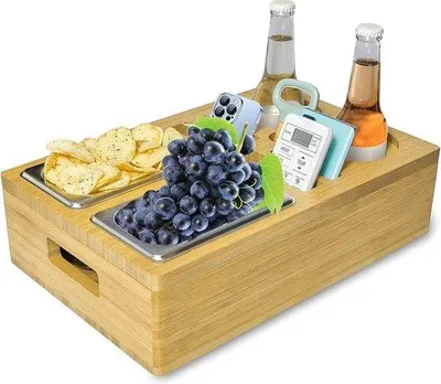 Immagine prodotto di Tavolino da pranzo in legno, tavolino da pranzo con due vassoietti, tavolino in legno con due vassoietti, tavolino da pranzo con piano in legno e due vassoietti.