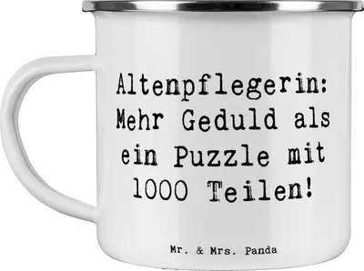 Produktbild von Mr. & Mrs. Panda Emaille Tasse Spruch Altenpflegerin Geduld - Weiß - Geschenk, Beruf, personalisierte Geschenke, Wertschätzung, Kaffeepott, Teetasse, Ausdruck, kreative