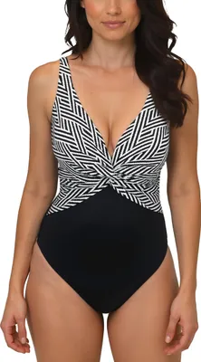 Produktbild von Vivisence Damen Badeanzug Einteilig Mit Softschalen Und Verstellbaren Trägern Figurformend Mit Gefütterter Vorderseite Tiefer Rückenausschnitt Für Strand Und Schwimmbad, Schwarz-Weiß,100C