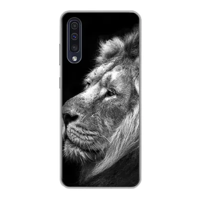 Produktbild von MuchoWow® Handyhülle Schutzhülle Hülle für Samsung Galaxy A30s Löwe vor schwarzem Hintergrund in schwarz und weiß Silikon Softcase Handy Hülle - Karteninhaber
