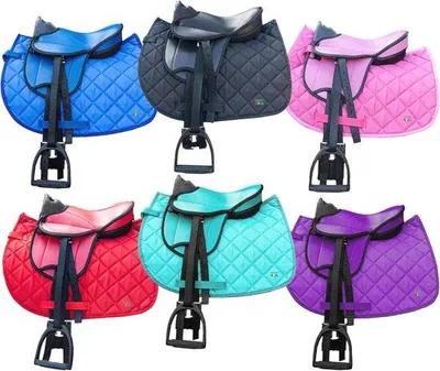 Produktbild von Famanu Sattelset für Shetty-Ponys - Komplett mit Satteldecke und sicheren Steigbügeln