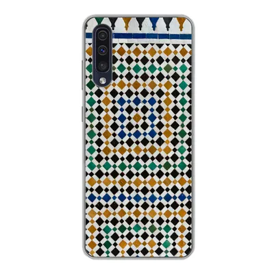 Produktbild von MuchoWow® Handyhülle Schutzhülle Hülle für Samsung Galaxy A30s Ein marokkanisches Mosaik, das wie eine Art Labyrinth aussieht Silikon Softcase Handy Hülle - Karteninhaber