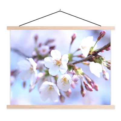 Produktbild von MuchoWow® Textilposter Blumen - Sakura - Zweig 120x90 cm mit holzfarbenen Rahmen - Magnetisch